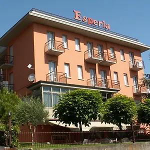 Esperia Hotel