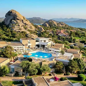 Hotel Grand Relais Dei Nuraghi *****